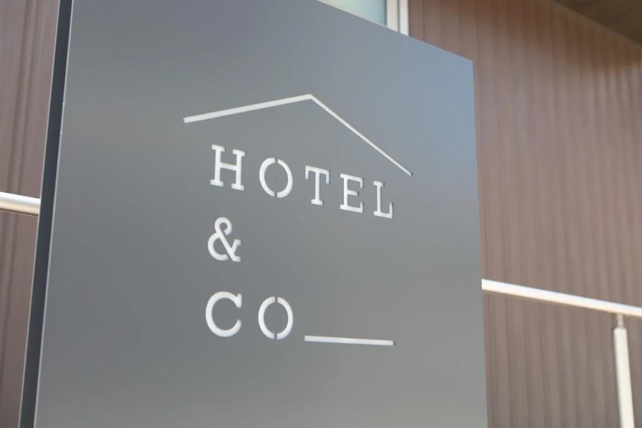 פוקואוקה Hotel&Co 3*,  יפן